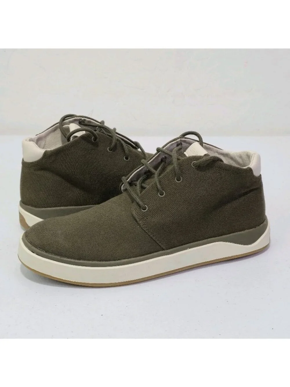 OluKai Papaku Canvas Chukka Boots Size Men's 8 / Women's 9.5 Olive Green NWOB